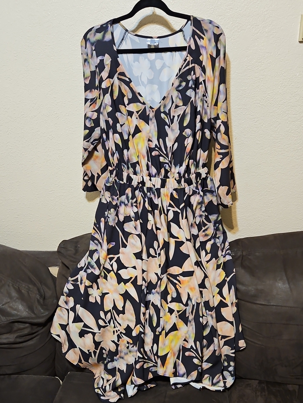 V-Neck Floral Midi Dress with Elastic Waist - Navy & Pastel